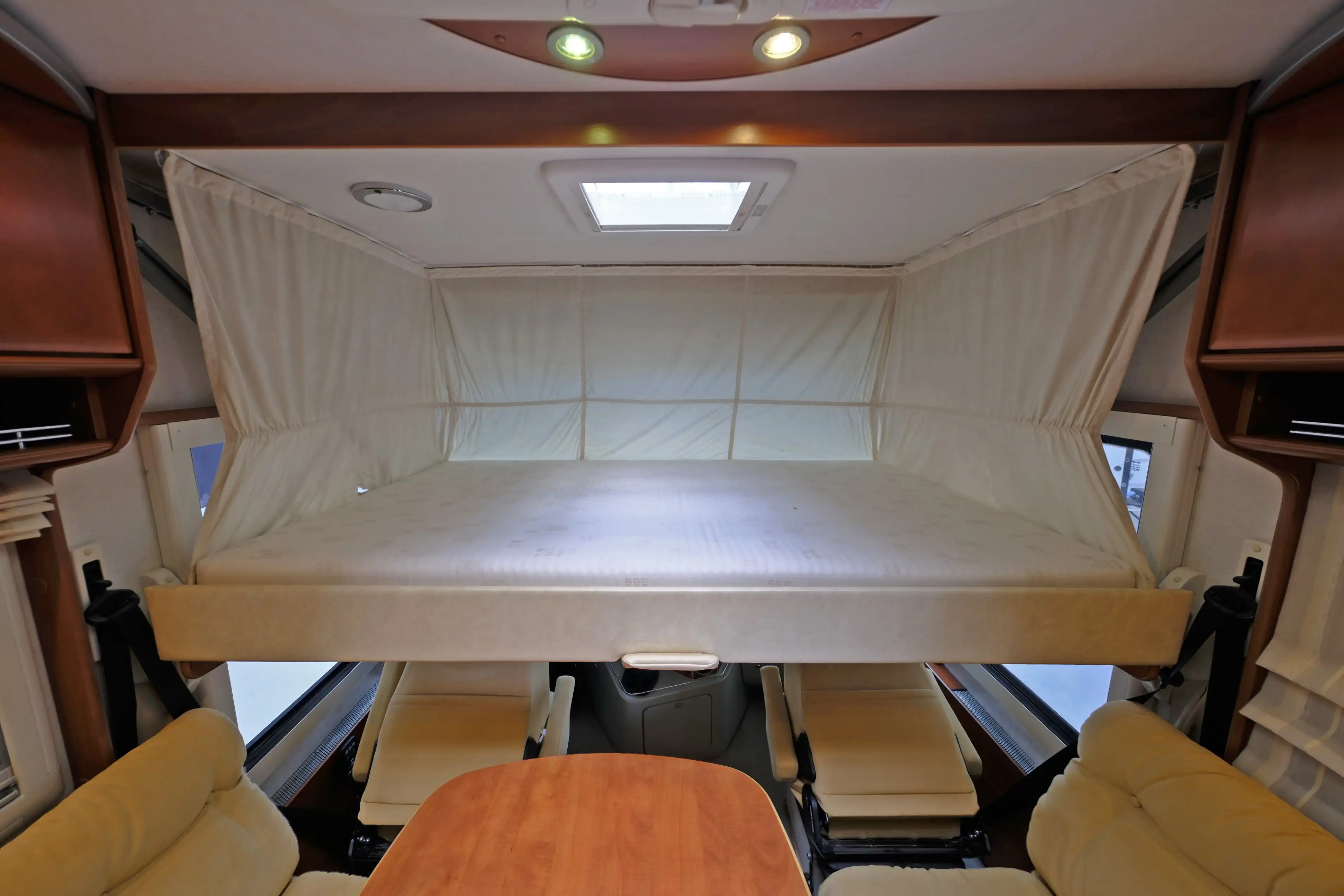 CONCORDE Carver I 692 H
